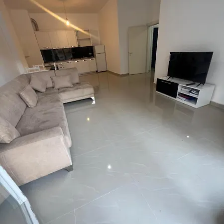 Henri 1 Apartman