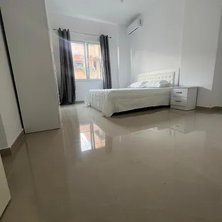 Henri 1 Apartman Durrës
